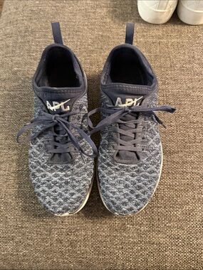 APL women’s Navy Knit Athletic Sneakers